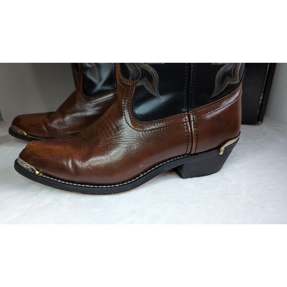 JB Dillon Reserve Men's Pro Rodeo Boots Size-(9.5 EW) Blk/Cherry Smooth #RB913 - Picture 4 of 16